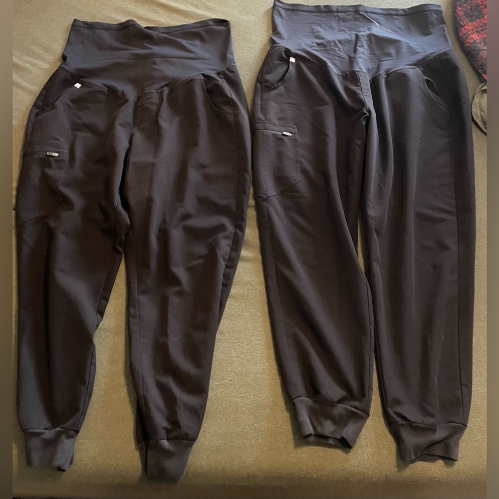 XL Petite Figs Maternity Scrub pants